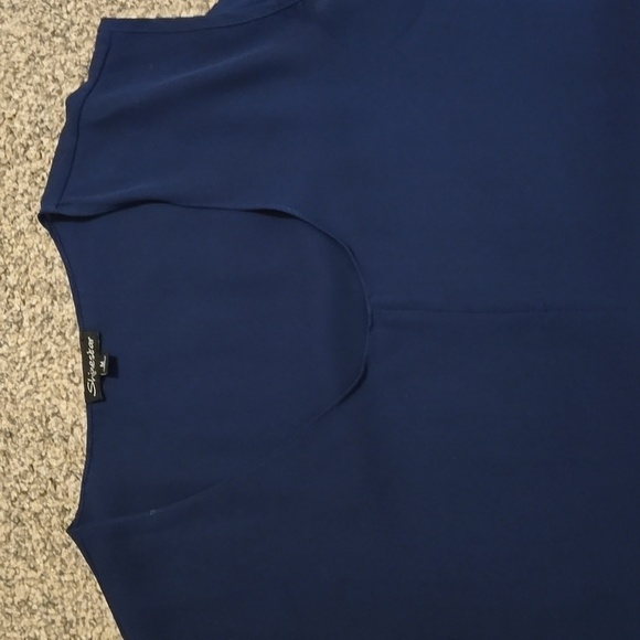 Blouse - Picture 2 of 2